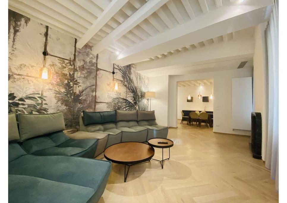 Sweet Time Venice, Luxury San Marco Frezzaria Apt! 외부 사진