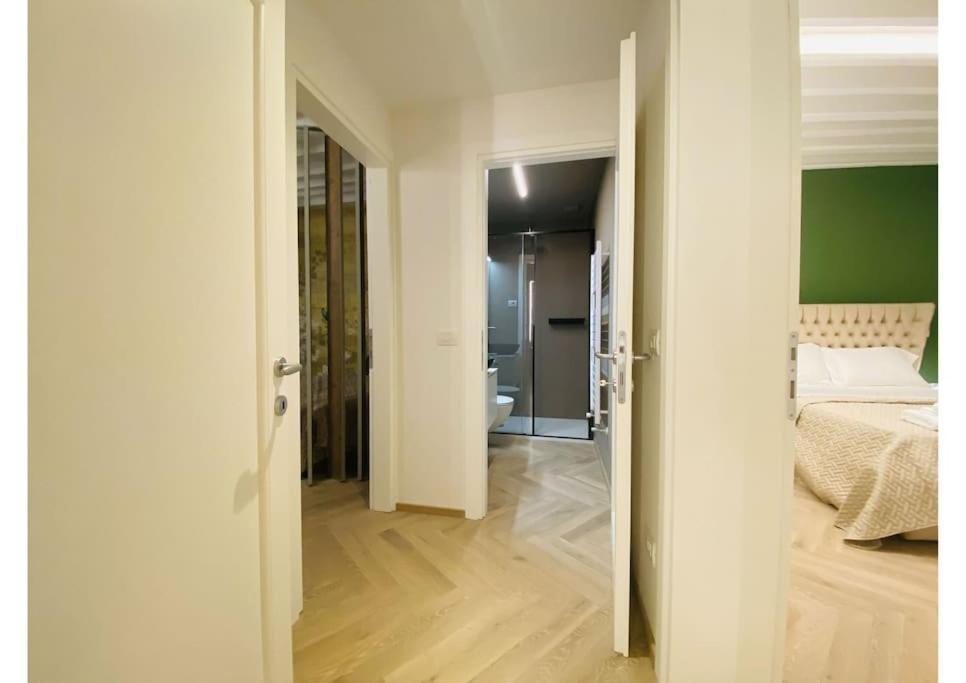 Sweet Time Venice, Luxury San Marco Frezzaria Apt! 외부 사진