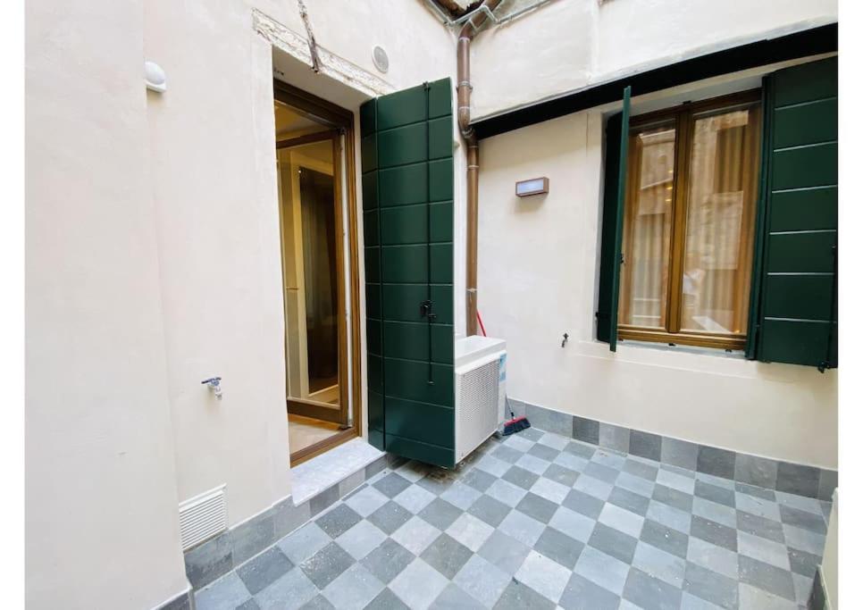 Sweet Time Venice, Luxury San Marco Frezzaria Apt! 외부 사진