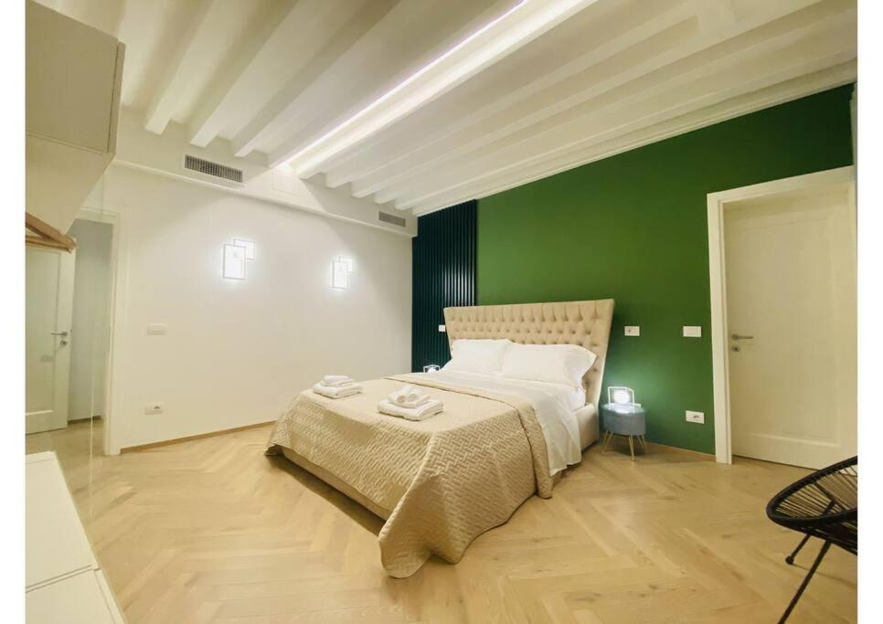 Sweet Time Venice, Luxury San Marco Frezzaria Apt! 외부 사진