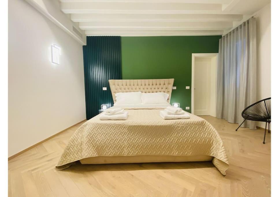 Sweet Time Venice, Luxury San Marco Frezzaria Apt! 외부 사진